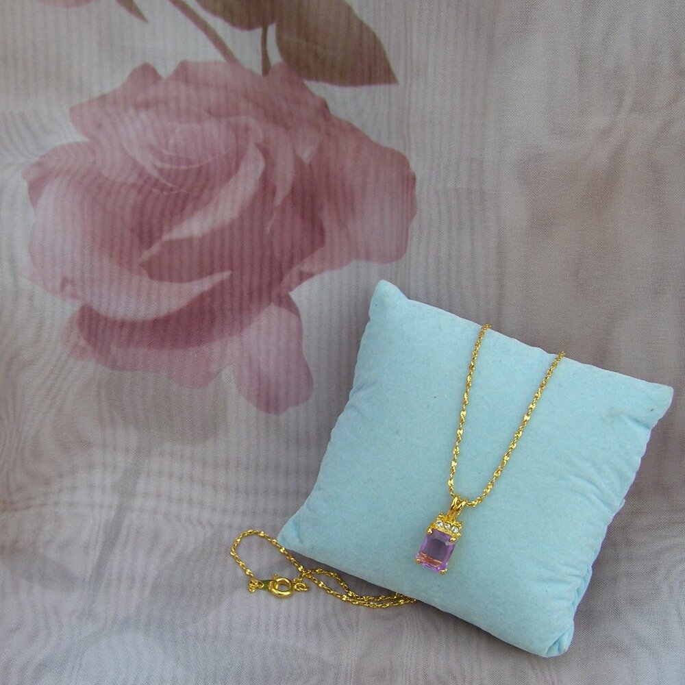 New Amethyst necklace Gold tone Costume jewelry